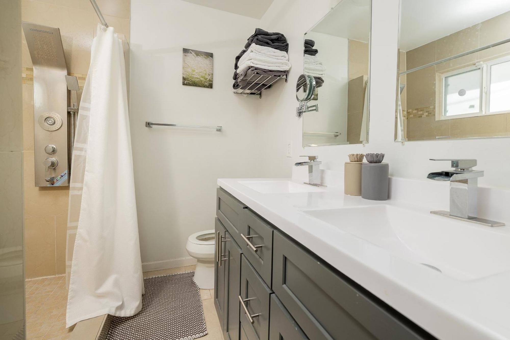 Charming Dreamy Close To Downtown Sa